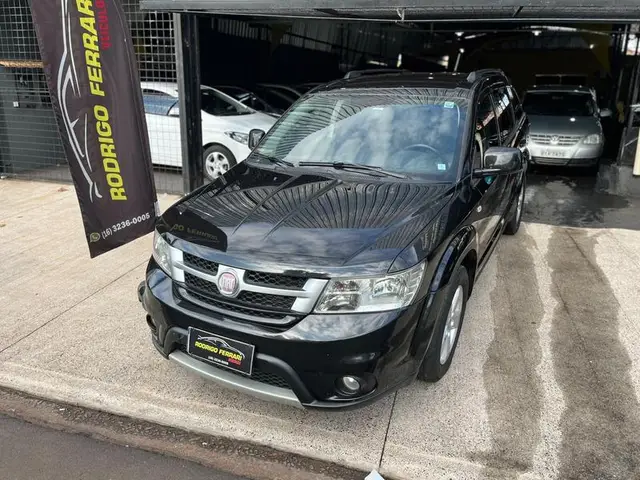 Carro Fiat Freemont 2012 2.4 16V Emotion (Aut)