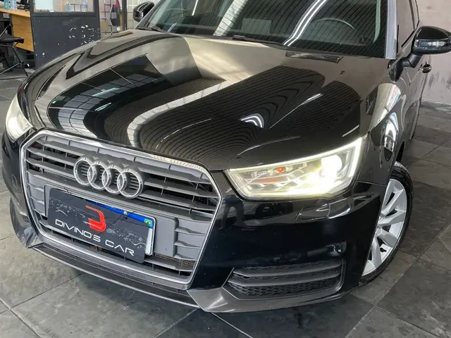 Carro Audi A1 2016 1.4 TFSI Sportback Attraction S Tronic