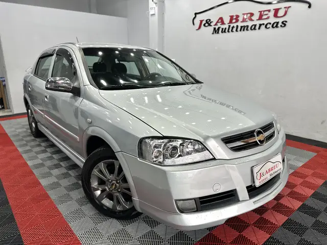 Carro Chevrolet Astra Hatch 2011 Advantage 2.0 (Flex)