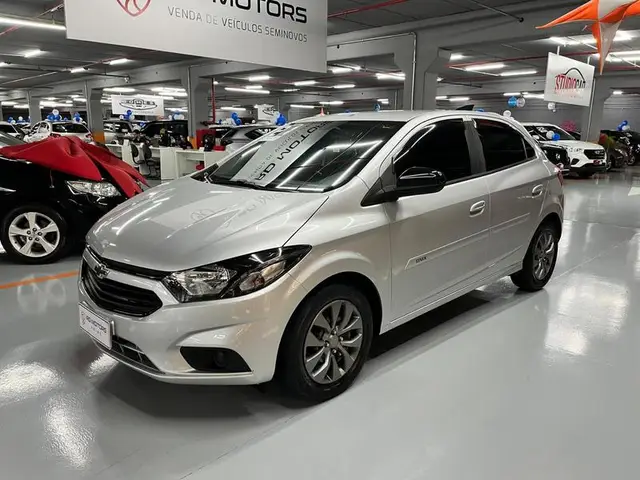 Carro Chevrolet Onix 2021 1.0 (Flex)