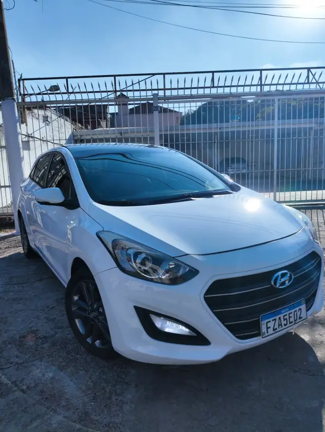 Carro Hyundai i30 2016 I30 1.8 16V MPI (Básico+Teto)