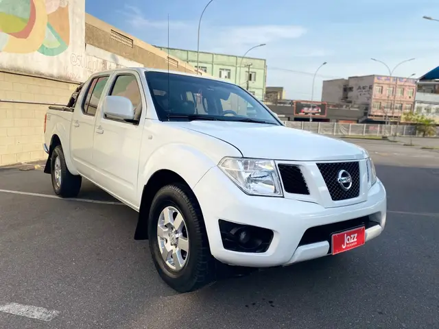 Carro Nissan Frontier 2015 2.5 TD CD 4x4 S
