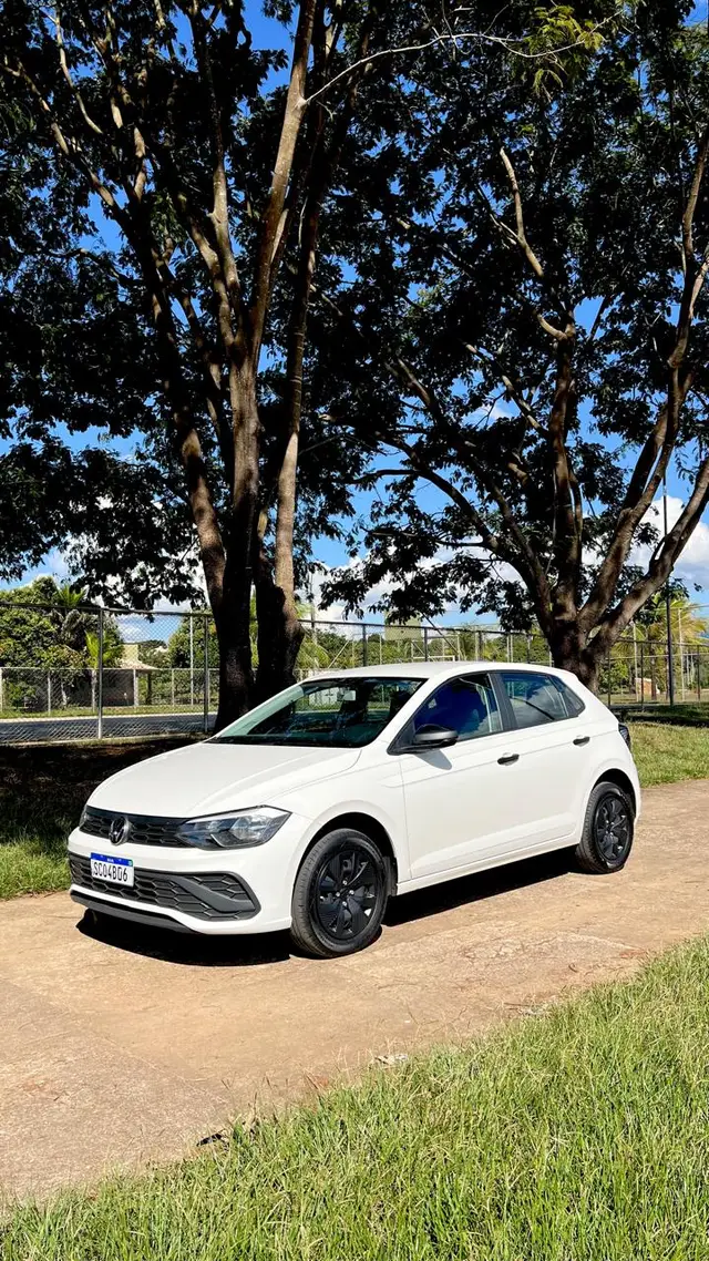 Carro Volkswagen Polo 2024 Track 1.0 Flex 12V 5p