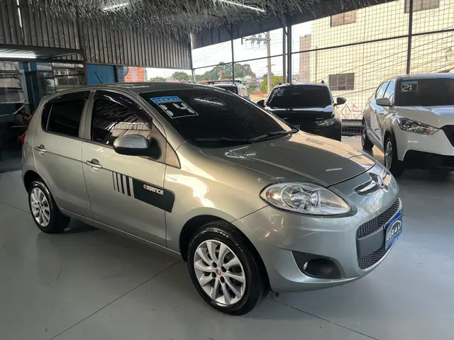 Carro Fiat Palio 2014 Essence 1.6 16V (Flex)