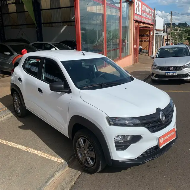 Carro Renault Kwid 2024 Intense 1.0 12v SCe (Flex)