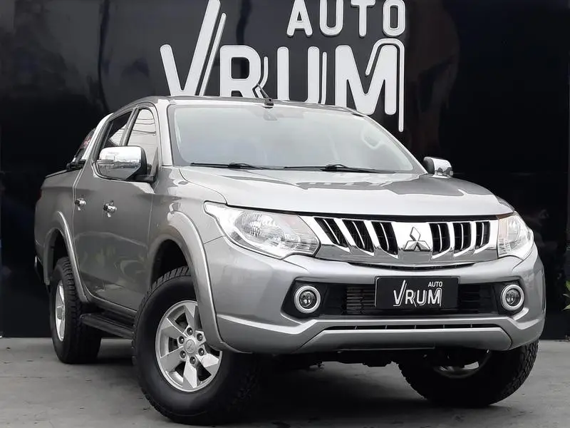 Mitsubishi L200 Triton Sport Sport 2.4 DID-H HPE 4WD (Aut)