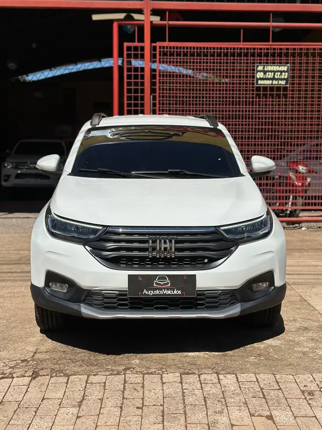 Carro Fiat Strada 2024 Volcano 1.3 Cabine Dupla