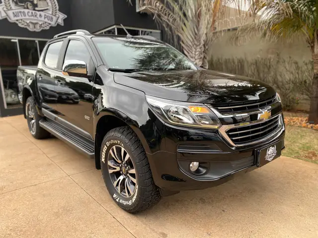 Carro Chevrolet S10 Cabine Dupla 2019 S10 2.5 ECOTEC SIDI LTZ 4WD (Cabine Dupla) (Aut)