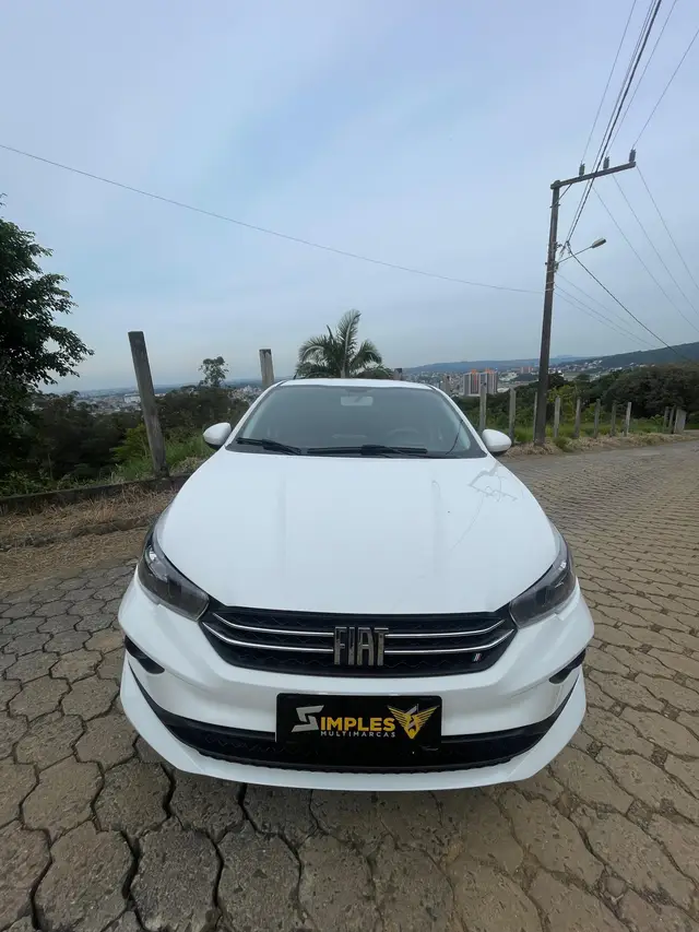 Carro Fiat Cronos 2023 Drive 1.0 (Flex) MT
