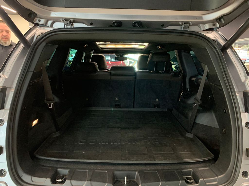 Commander Overland 1.3 T270