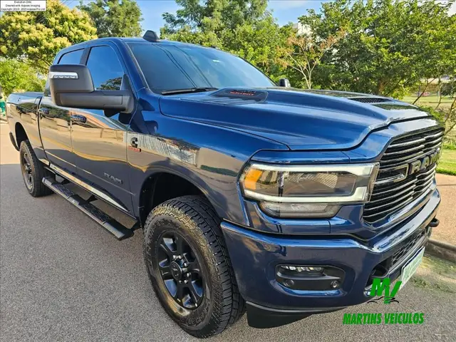 Carro RAM 2500 2024 Laramie 6.7 4X4