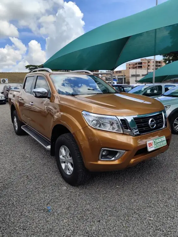 Carro Nissan Frontier 2018 2.3 TD CD SE 4x4 (Aut)