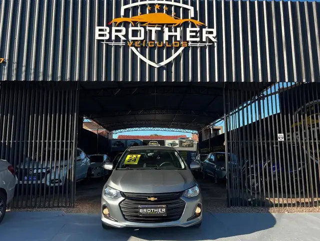 Carro Chevrolet Onix 2024 LT 1.0