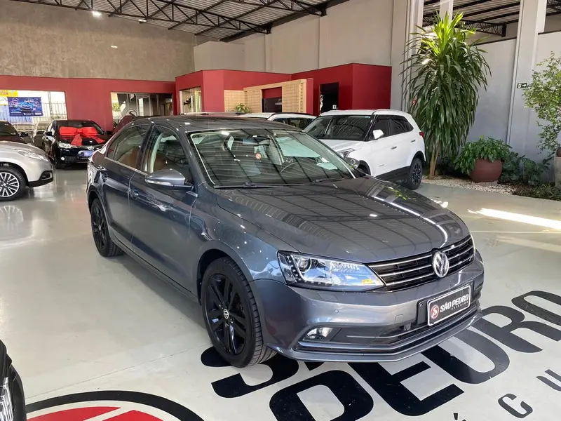 Volkswagen Jetta 2.0 TSI Highline DSG