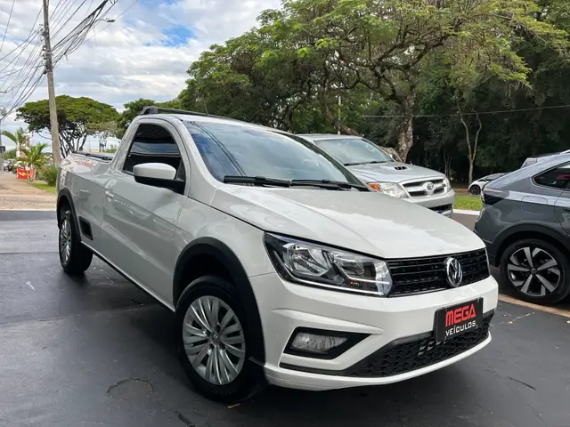 Carro Volkswagen Saveiro 2023 Robust 1.6 MSI CS (Flex)