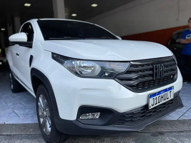 Carro Fiat Strada 2023 Endurance 1.4 CS