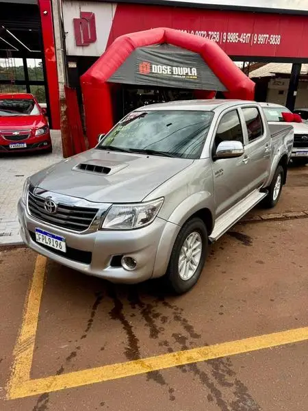 Carro Toyota Hilux Cabine Dupla 2015 Hilux 3.0 TDI 4x4 CD SRV Top (Aut)