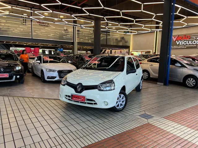 Carro Renault Clio 2014 Authentique 1.0 16V (Flex) 2p