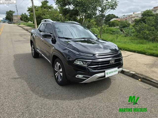 Carro Fiat Toro 2023 Volcano 2.0 TDI 4x4 (Aut)