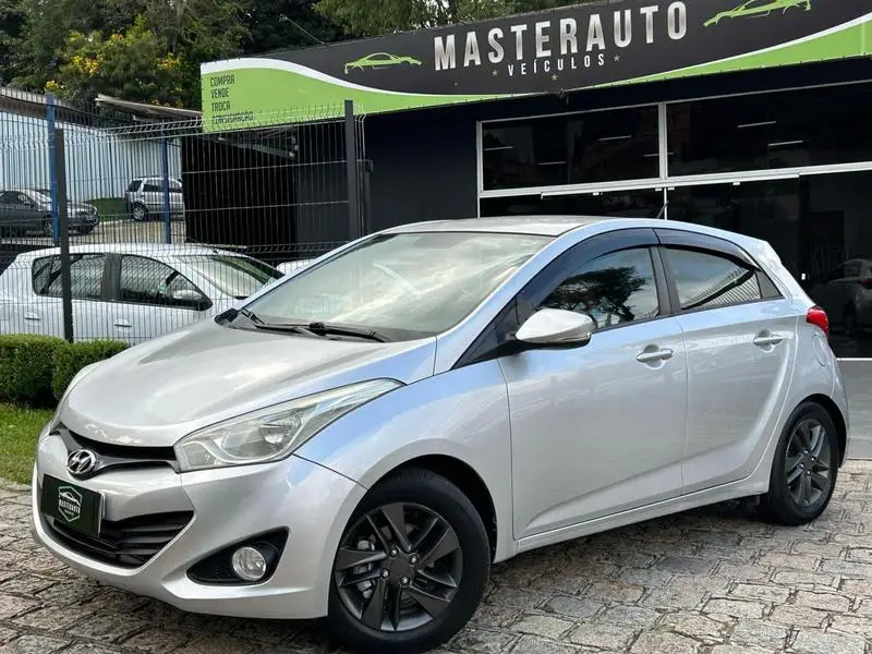 Hyundai 1.6 Premium (Flex)