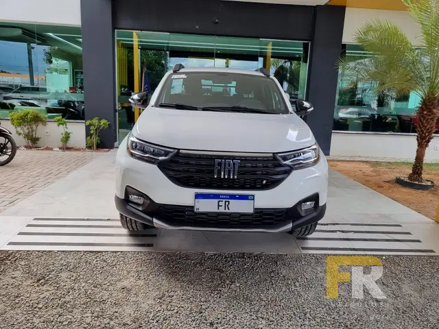 Carro Fiat Strada 2025 Volcano 1.3 Flex 8V CD Aut.