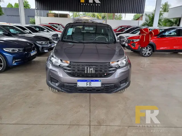 Carro Fiat Strada 2025 Freedom 1.3 Flex 8V CD