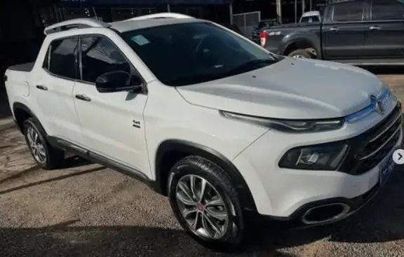 Carro Fiat Toro 2019 Volcano 2.0 diesel AT9 4x4