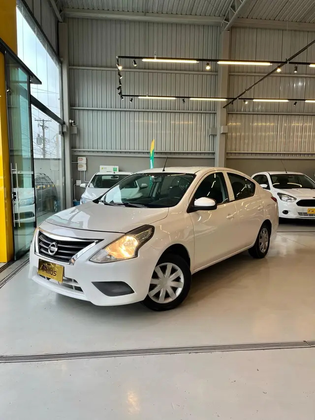 Carro Nissan Versa 2017 1.6 16V S FlexStart (Flex)