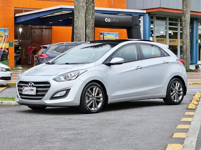 Carro Hyundai i30 2016 I30 1.8 16V MPI (Básico+Teto)