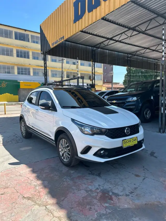 Carro Fiat Argo 2020 1.3 Trekking (Flex)