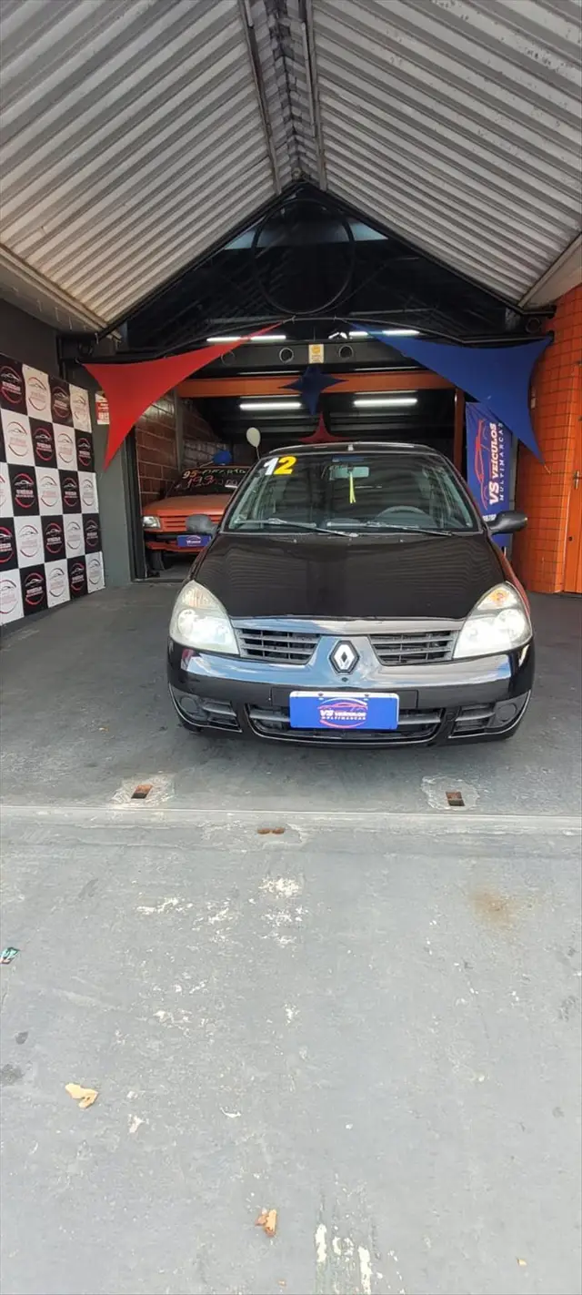 Carro Renault Clio 2012 1.0 16V (flex) 2p