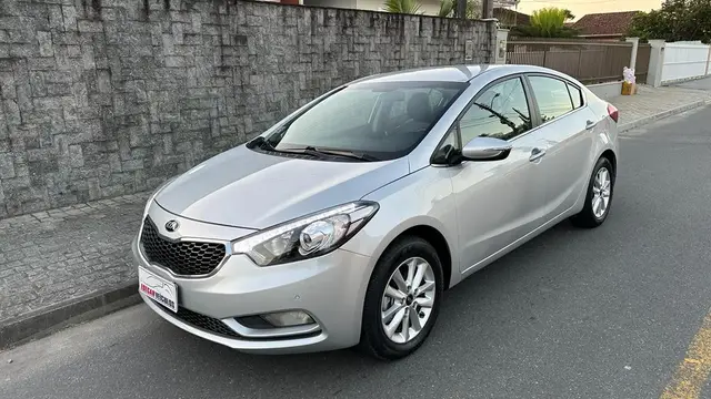 Carro Kia Cerato 2016 SX 1.6 (Aut) (Flex)