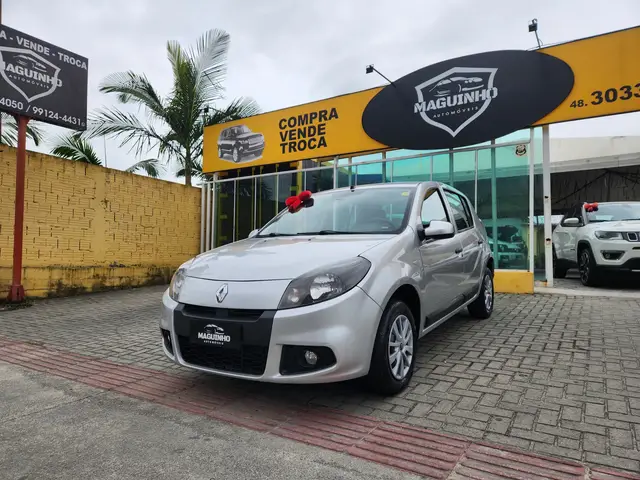 Carro Renault Sandero 2014 Expression 1.0 16V (flex)