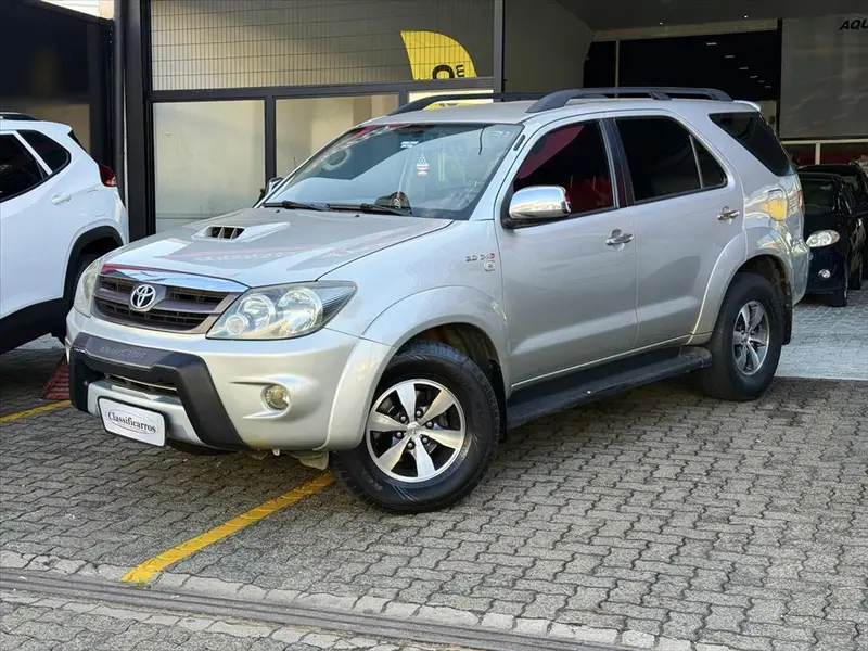 Toyota Hilux SW4 SRV 4x4 3.0 Turbo  (aut)