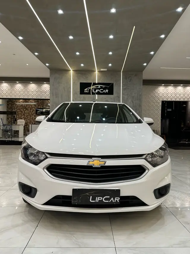 Carro Chevrolet Onix 2018 1.4 LT SPE/4 (Aut)