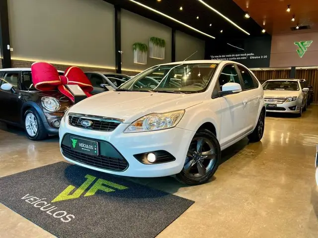 Carro Ford Focus Hatch 2013 GLX 1.6 16V (Flex)
