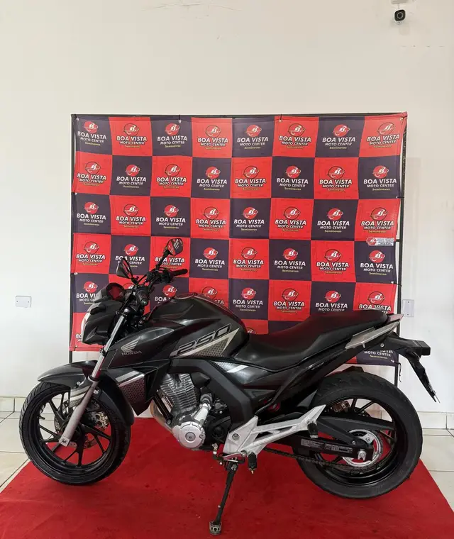 Carro Honda CB 250F Twister 2022 (CBS)