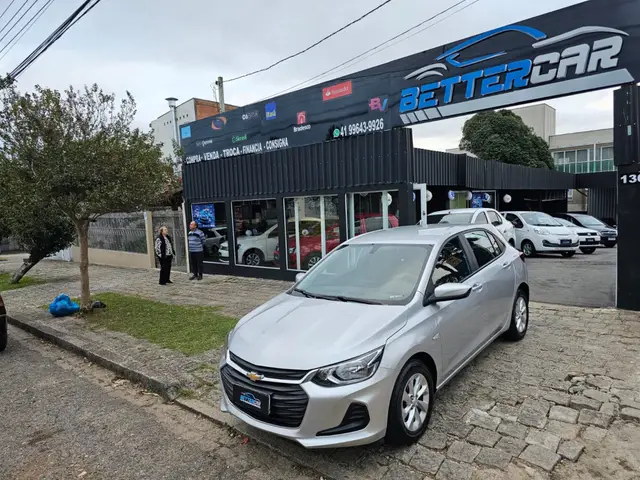 Carro Chevrolet Onix 2023 LT 1.0