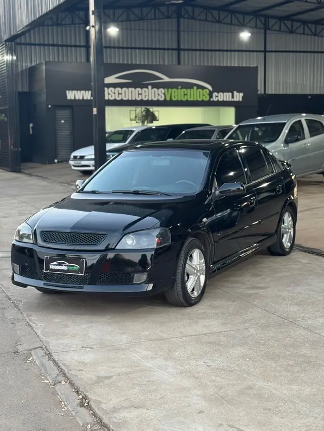 Carro Chevrolet Astra Hatch 2005 GSi 2.0 16V