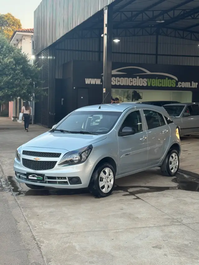 Carro Chevrolet Agile 2011 LTZ 1.4 8V (Flex)