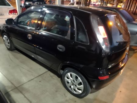Corsa Hatch Maxx 1.4 (Flex)