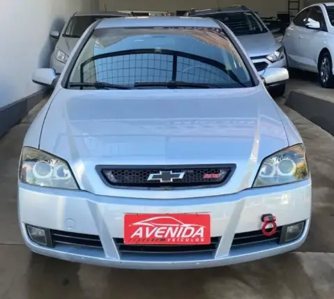Carro Chevrolet Astra Sedan 2010 Advantage 2.0 (Flex)