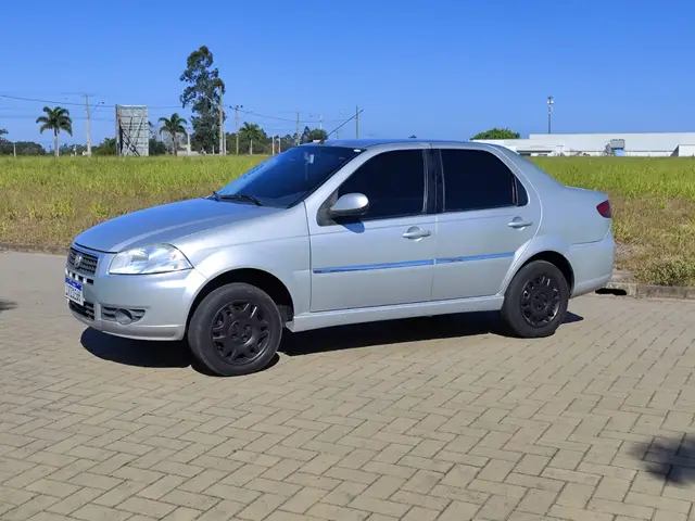 Carro Fiat Siena 2011 Celebration Fire 1.0 8V (Flex)