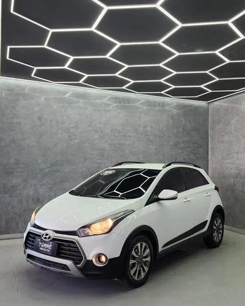 Carro Hyundai HB20X 2018 Style 1.6 (Flex)