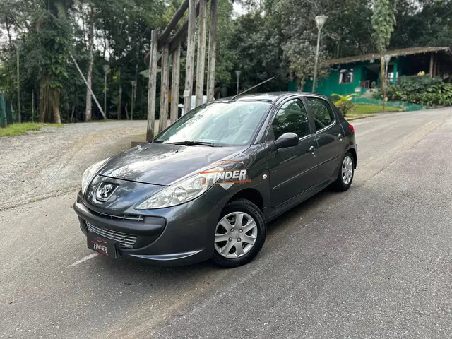 Carro Peugeot 207 2011 Hatch XR 1.4 8V (flex) 2p
