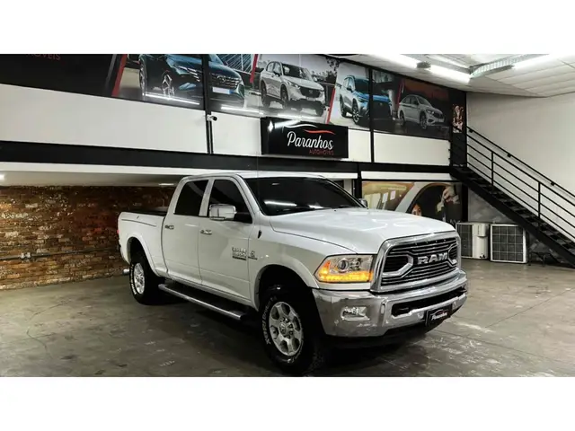 Carro RAM 2500 2016 Ram 2500 CD 6.7 4X4 Laramie