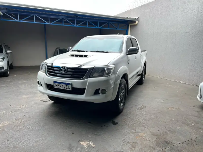 Toyota Hilux Cabine Dupla Hilux 3.0 TDI 4x4 CD SRV (Aut)