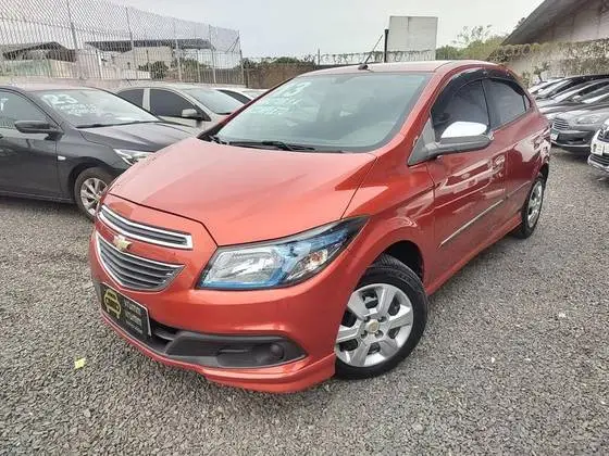 Carro Chevrolet Onix 2013 1.4 LT SPE/4