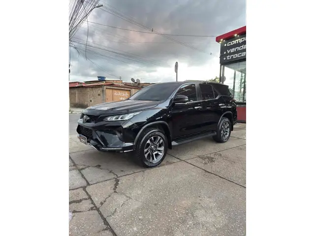 Carro Toyota SW4 2024 Diamond  2.8 Turbodiesel 4x4 (Aut.)