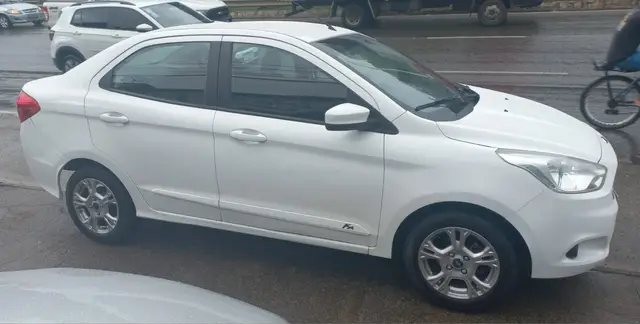 Carro Ford Ka Sedan 2015 SEL 1.5 16v (Flex)